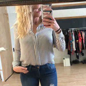 H&M Small Black and White Button Up